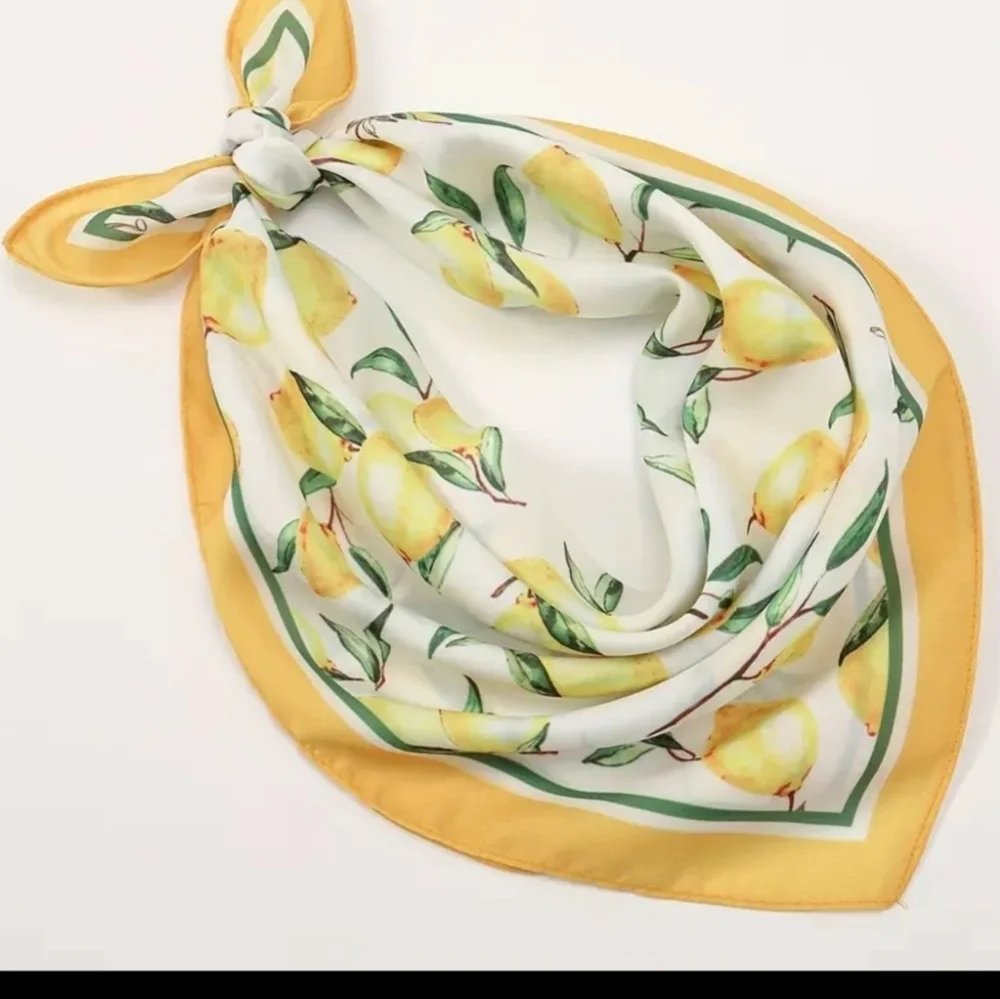 New! Chic Yellow Lemon Print Scarf – Lightweight & Stylish Square Wrap